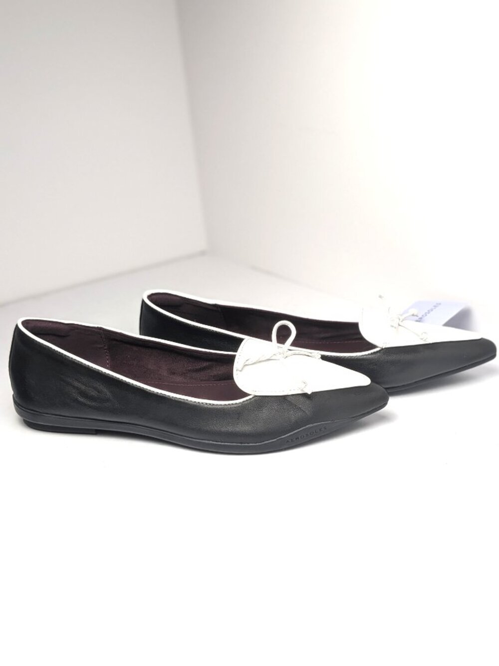 Aerosoles Doran Black White Leather Spectator Pointed Toe Flats 10M NWT - Picture 8 of 12
